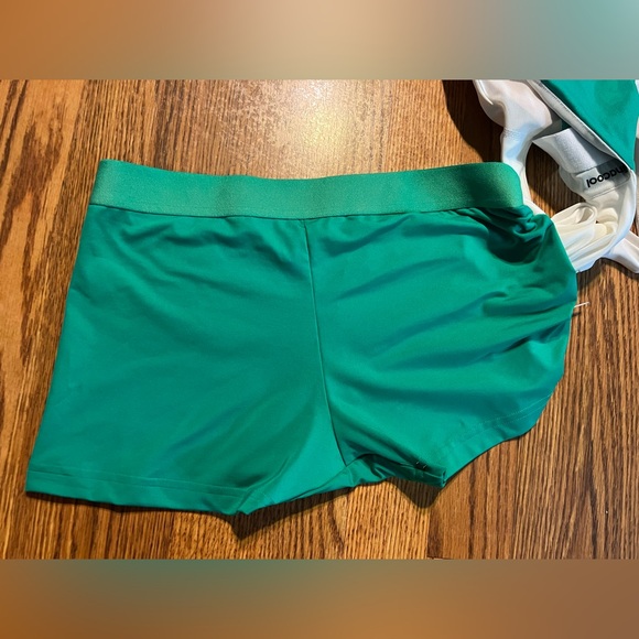 Brand new Adidas tennis dress with shorts. - Picture 6 of 9